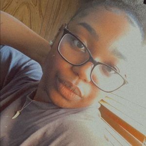 Meet your Posher, Jasmine
